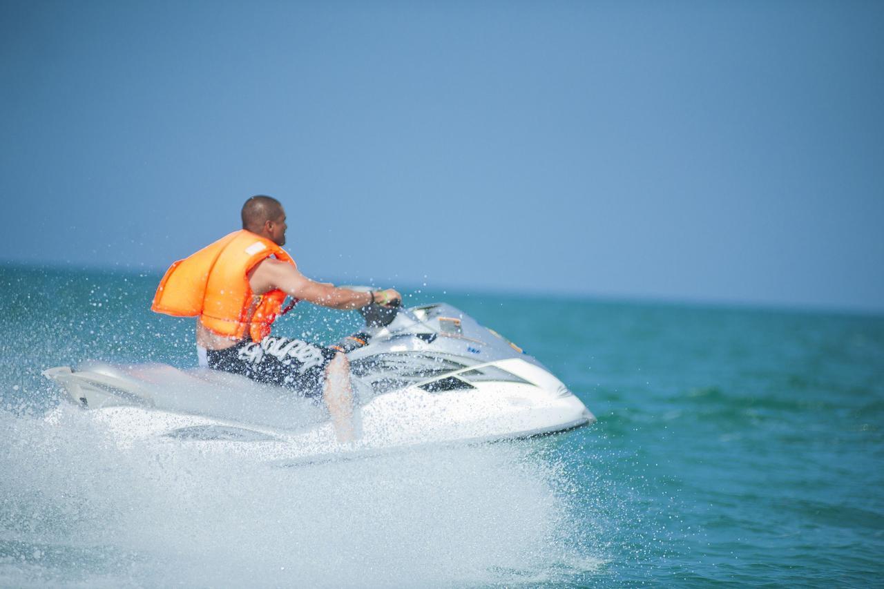 Sunrise Beach Resort Dar es Salaam Bagian luar foto