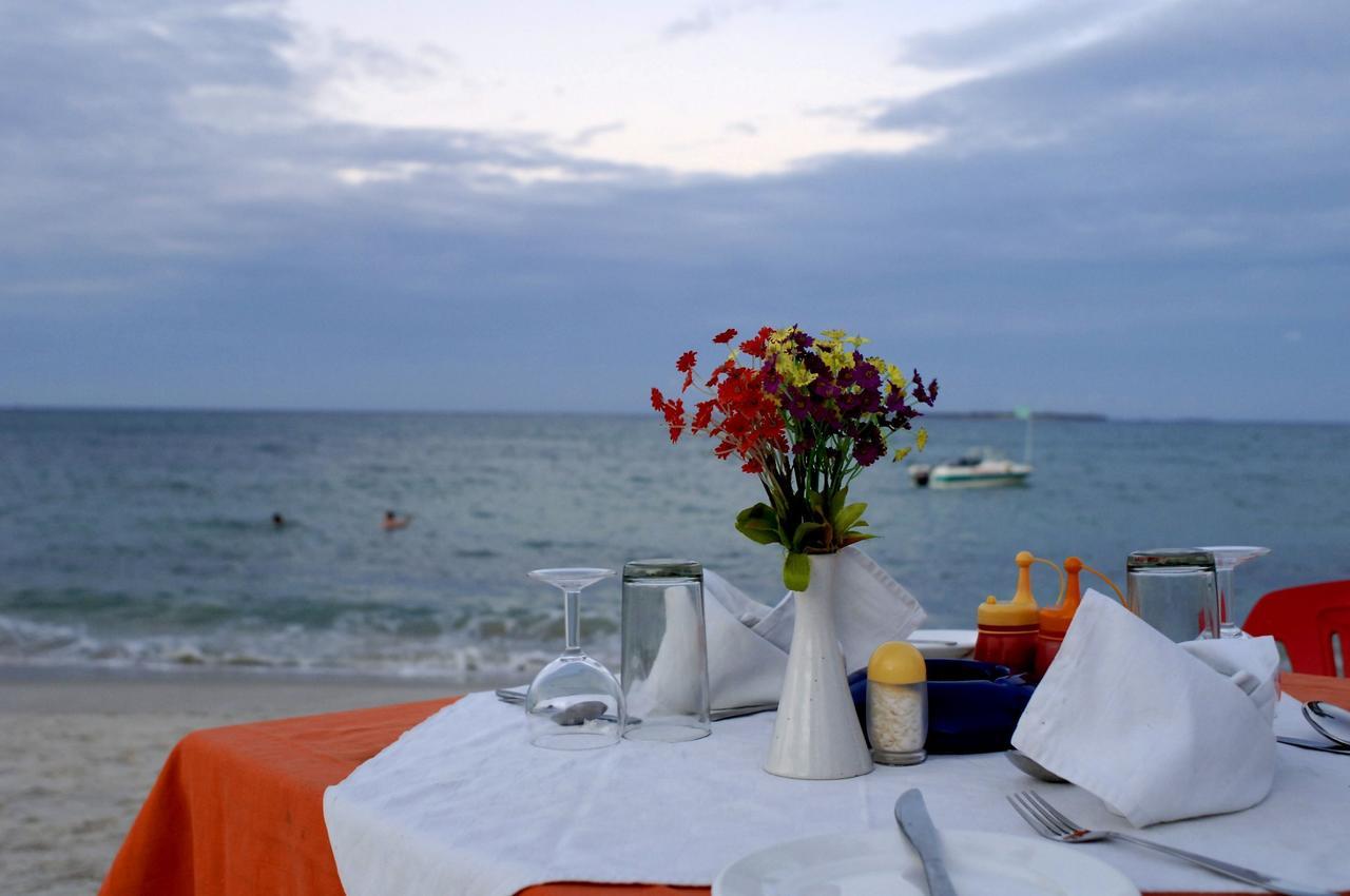 Sunrise Beach Resort Dar es Salaam Bagian luar foto