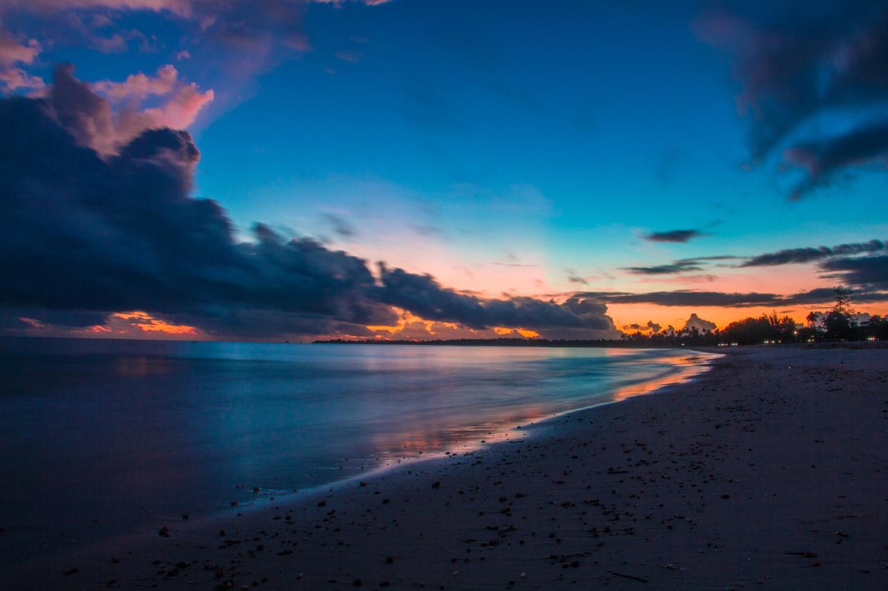 Sunrise Beach Resort Dar es Salaam Bagian luar foto