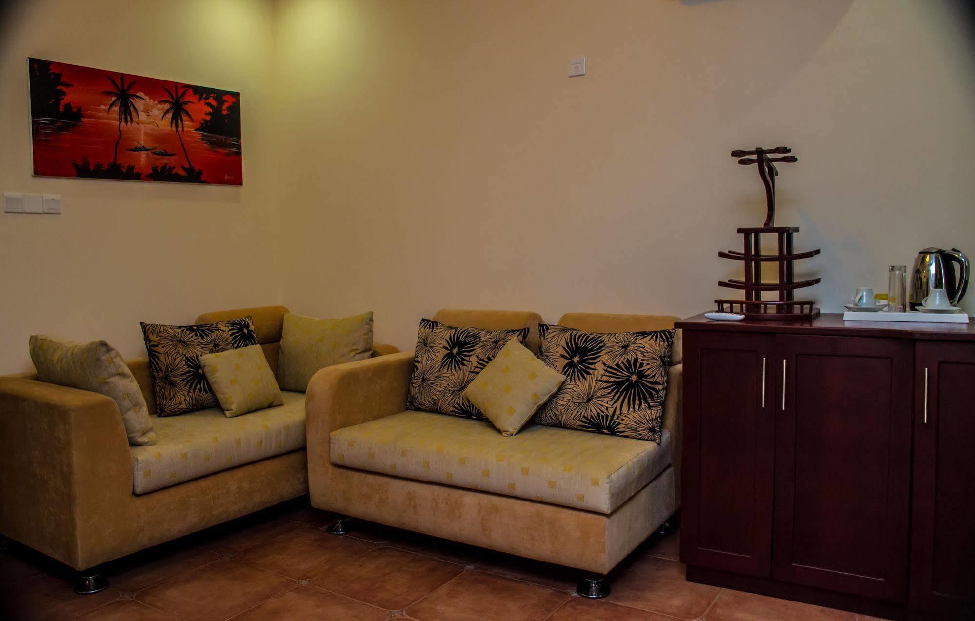 Sunrise Beach Resort Dar es Salaam Bagian luar foto