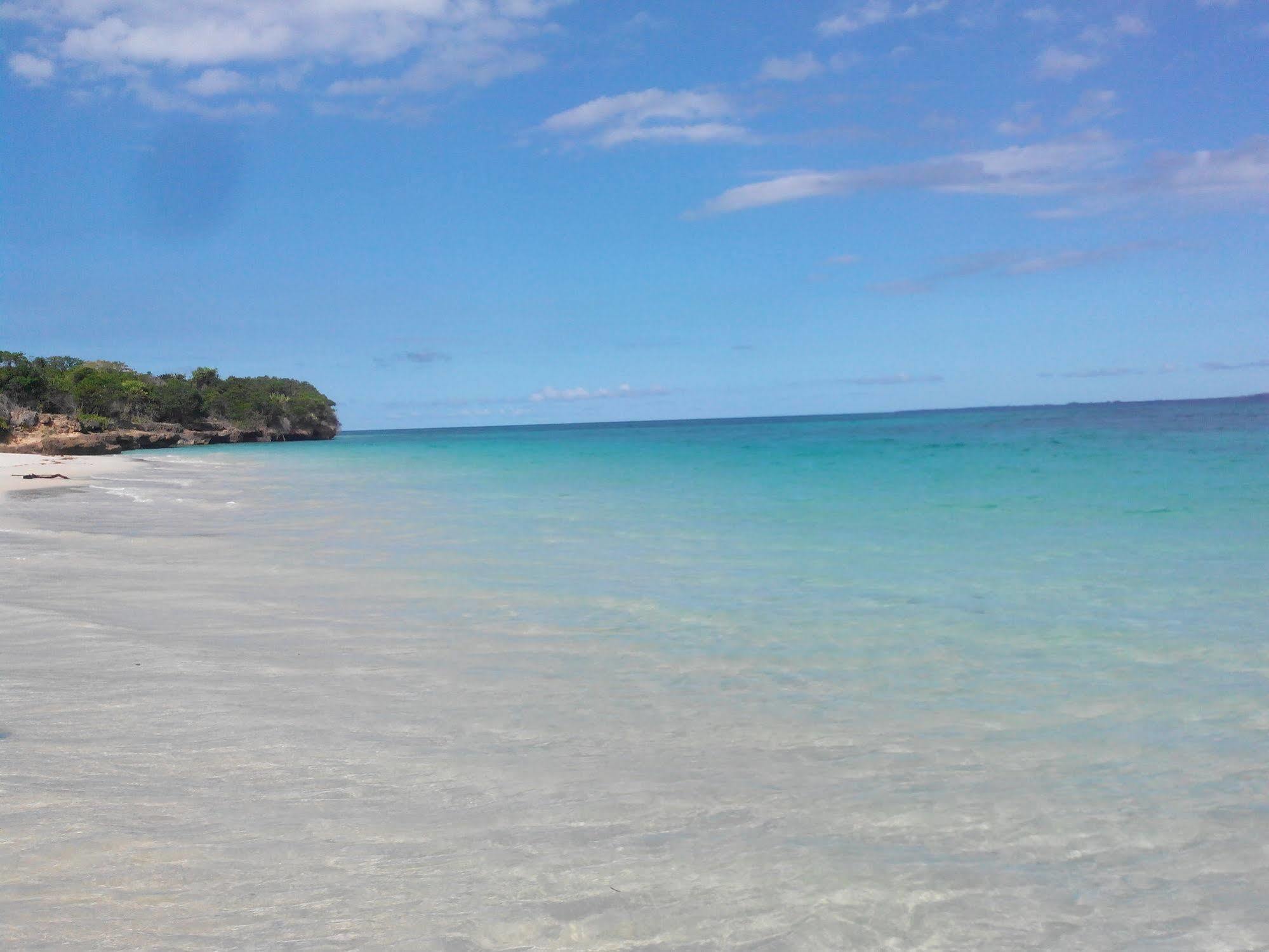 Sunrise Beach Resort Dar es Salaam Bagian luar foto